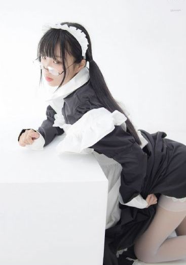 精品美女久久久久久免费